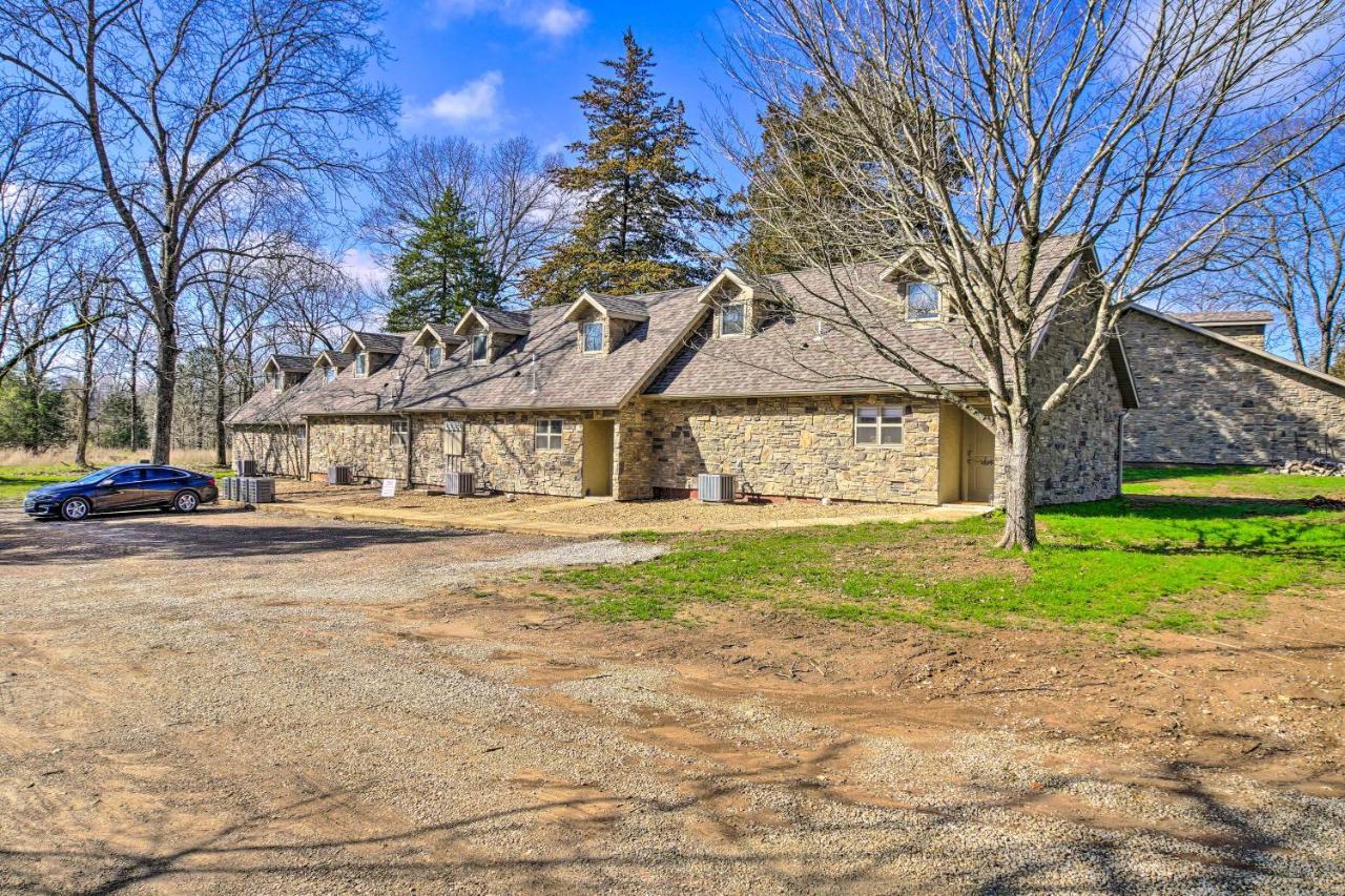 The Cozy Cottage With Lake Taneycomo Access! Branson Kültér fotó