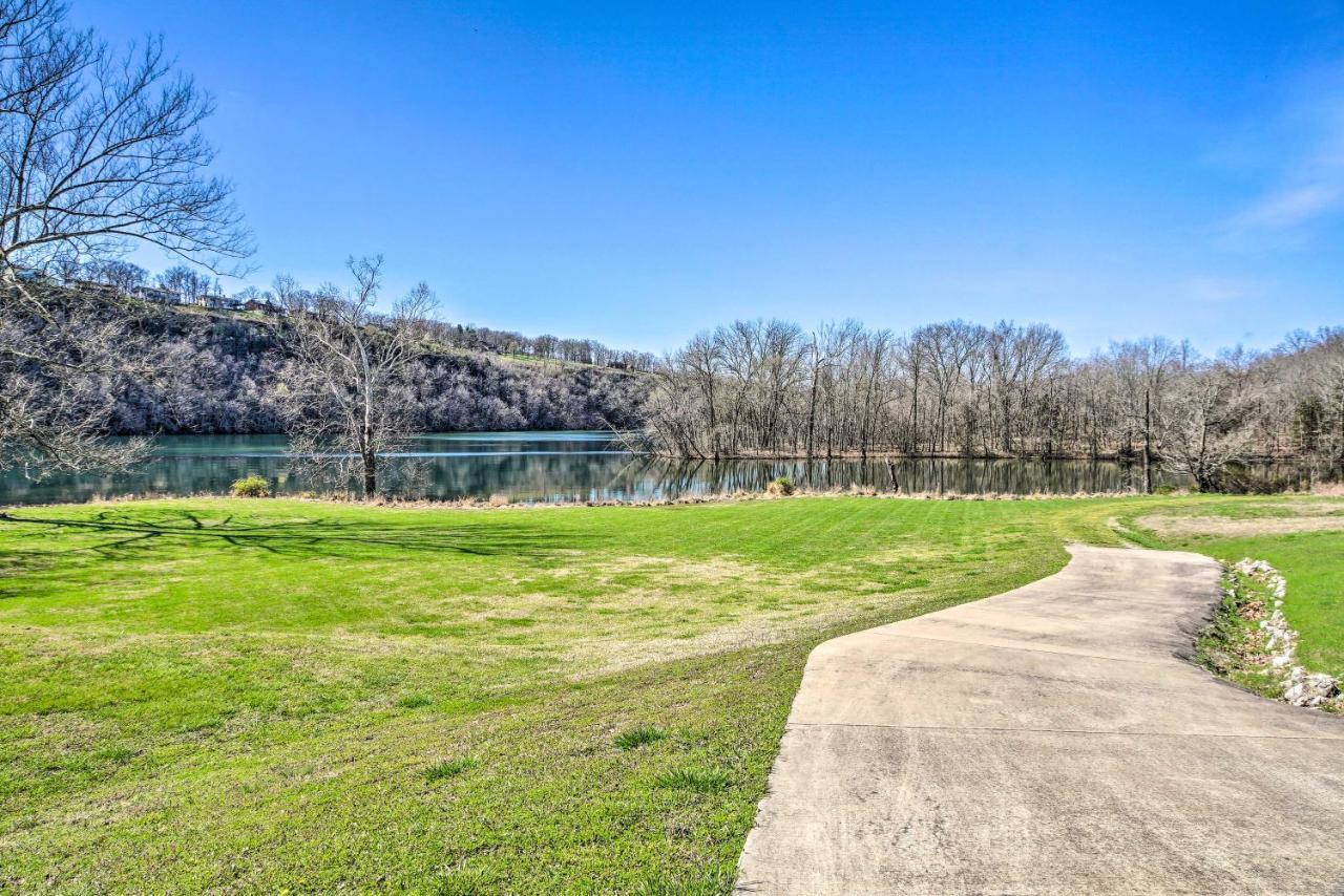 The Cozy Cottage With Lake Taneycomo Access! Branson Kültér fotó
